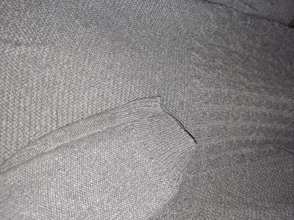 Karen Scott Gray 2 Knit V Neck Sweater Size Small - Picture 3 of 5